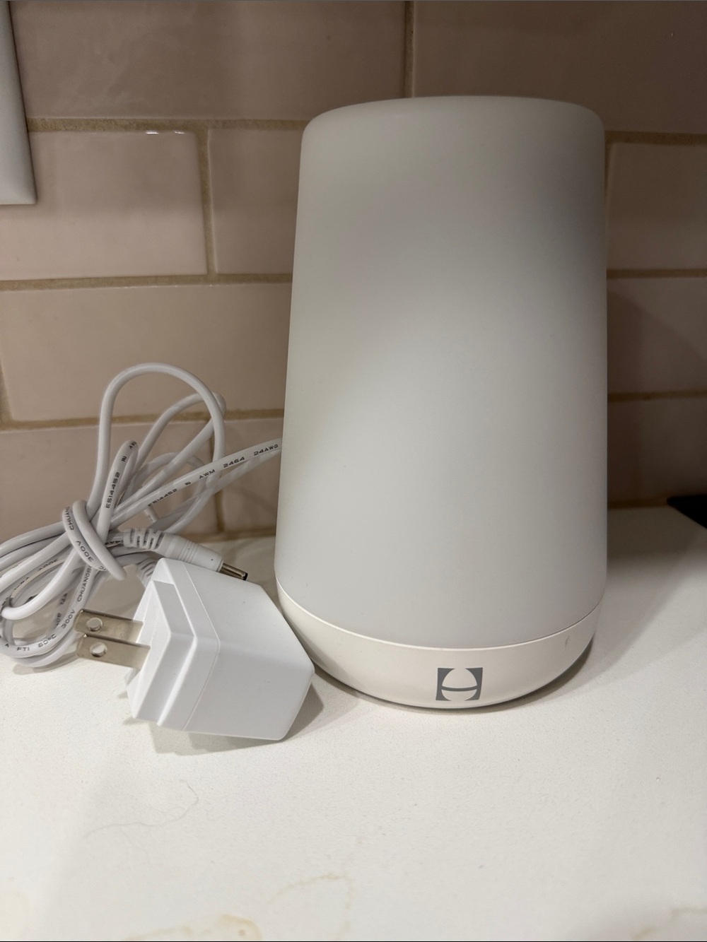 Hatch Rest 1st Gen White Ambient Sound & Nightlight Device